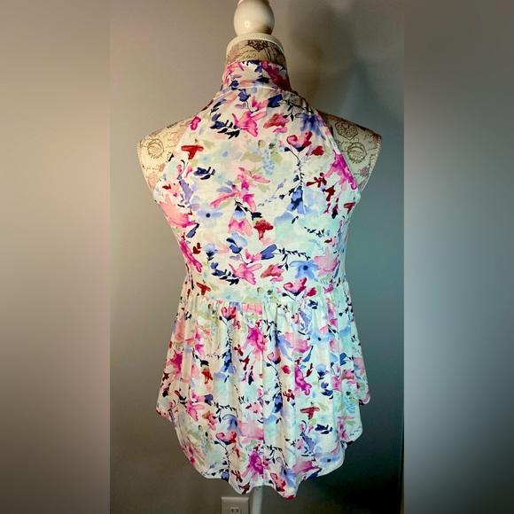 NWT Be Stage Floral Halter Top - Picture 3 of 6